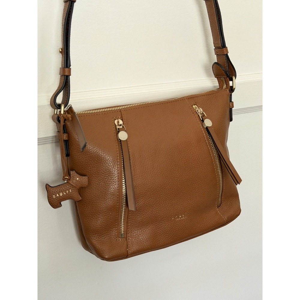 Radley London Crossbody Bag Brown Tan Pebble Leather 2 Pockets Dog Charm